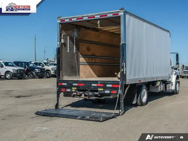 2018 Freightliner M2 106 Dependable 2018 Freightliner M2 106... - Photo 16