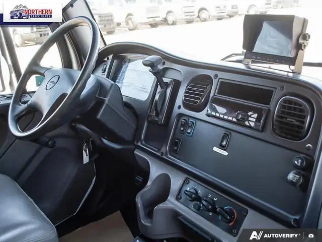 2018 Freightliner M2 106 Dependable 2018 Freightliner M2 106... - Photo 26