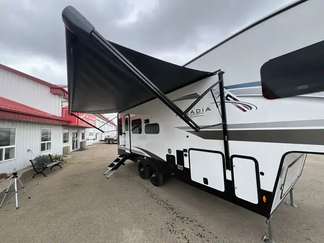 2025 Keystone Arcadia 25SRD, COUPLES UNIT, TANDEM TOWABLE. - Photo 7
