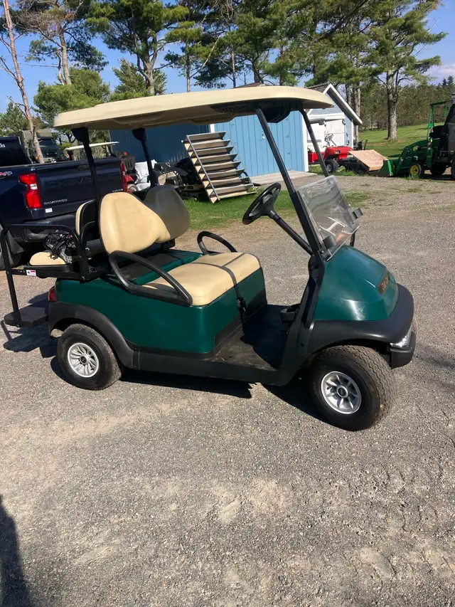 2015 Clubcar Precedent Electric Golf - Photo 3