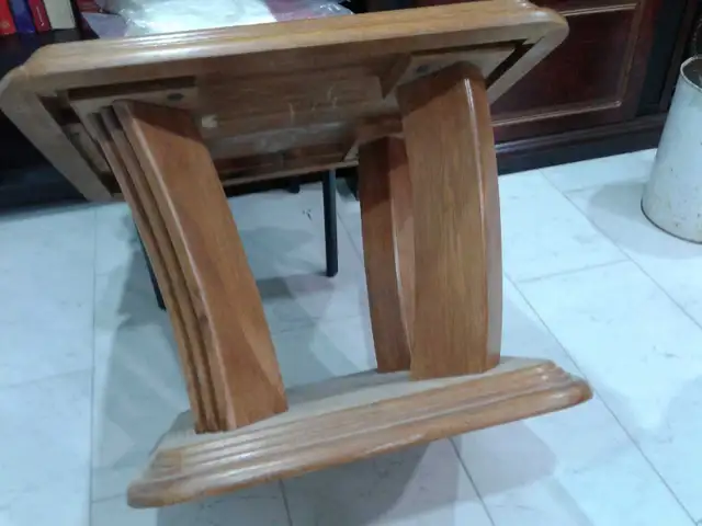 Oak side table - Photo 2