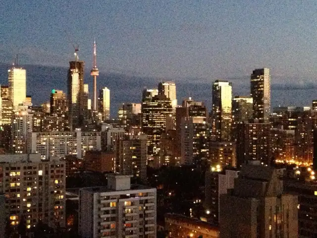 Downtown Yonge and Bloor Room Rental - Photo 4