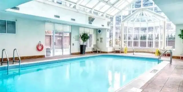 Downtown Yonge and Bloor Room Rental - Photo 9