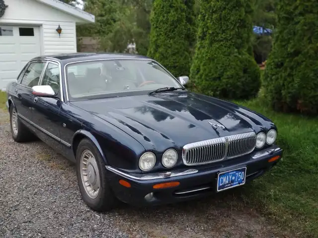 1999 Jaguar Vanden Plas