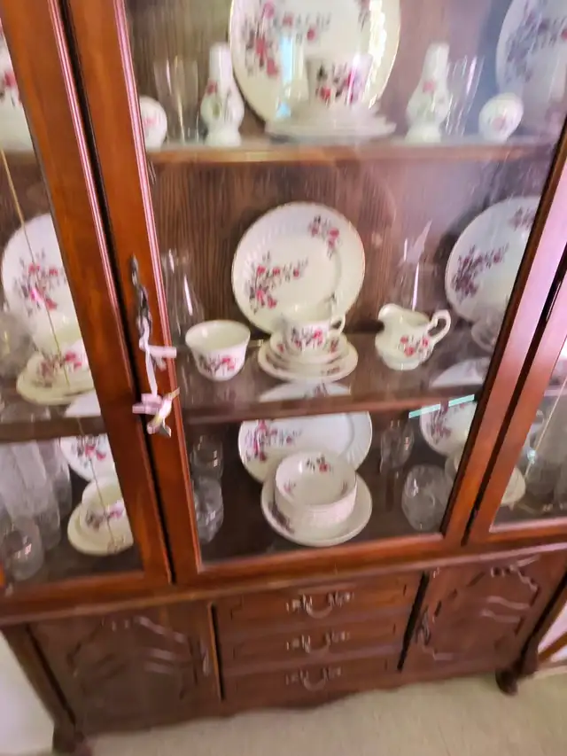 Dining room set - Grant (902) 789-6342 - Photo 3