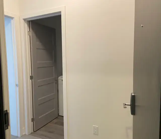2 Bedroom - 1 Bathroom - Photo 4