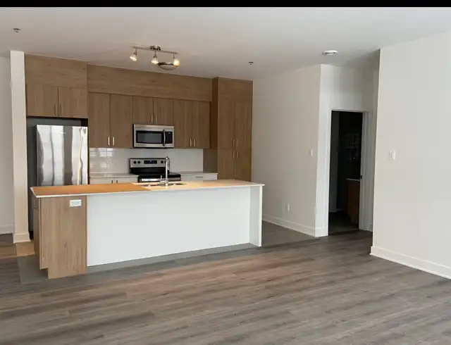 2 Bedroom - 1 Bathroom - Photo 9