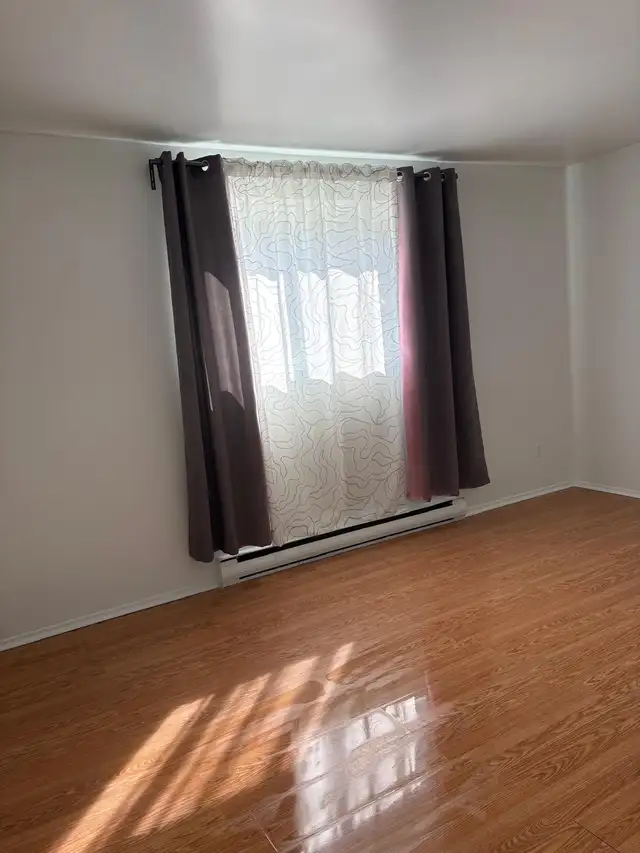 Longueuil, 4 ½ - Garden Level - $1300 – Terrace. 2950 Mazenod - Photo 3