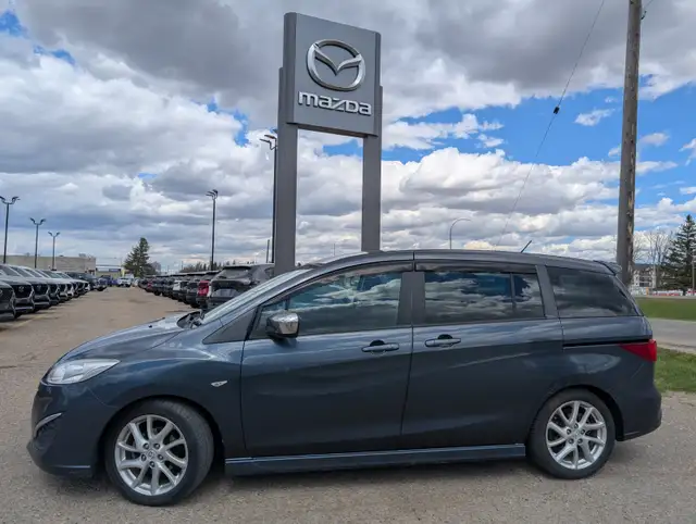 2011 Mazda 7 Passenger Van With Only 48,XXX KM's - Photo 5