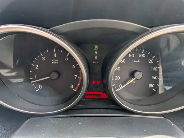 2011 Mazda 7 Passenger Van With Only 48,XXX KM's - Photo 7