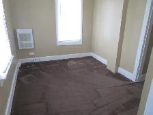 ground level large one bedroom suite - Photo 8