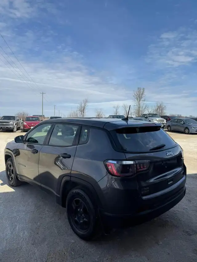 2022 Jeep Compass Sport - Photo 6