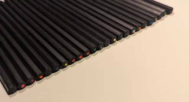 24 CRAYONS COULEUR - Photo 2