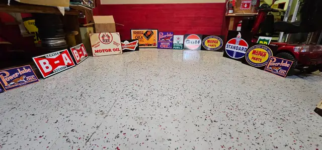 Available at Lindsay Flea Market - Photo 2