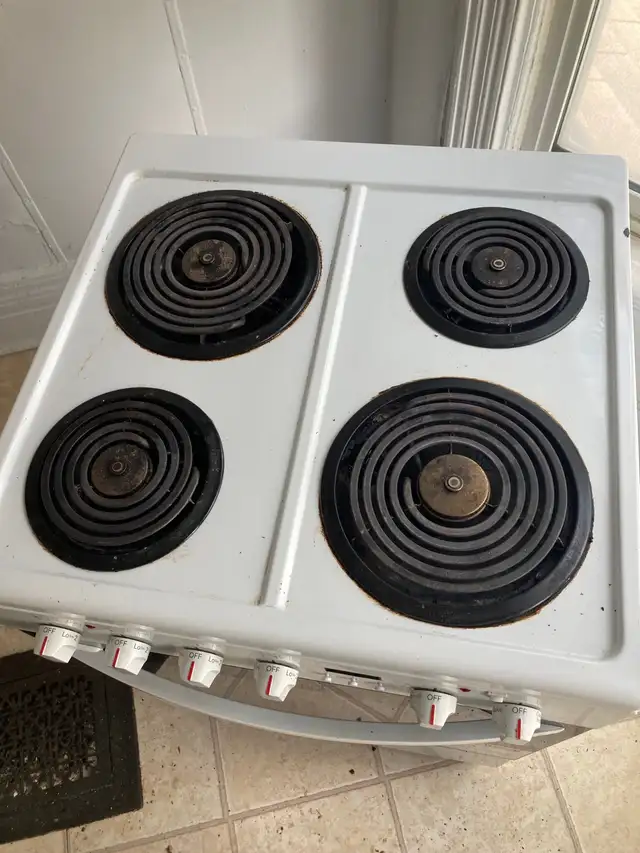 Frigidaire stove