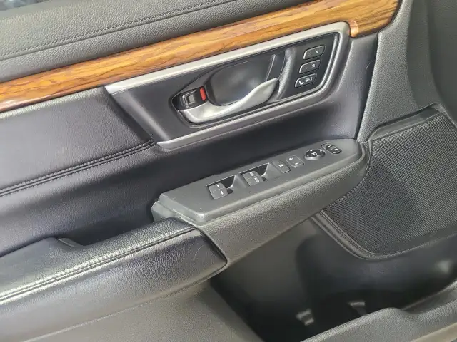 2018 Honda CR-V Touring - Photo 11