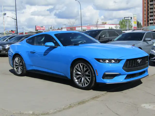 2024 Ford Mustang EcoBoost Fastback Premium 2.3L / Navi / B.Came - Photo 4