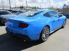 2024 Ford Mustang EcoBoost Fastback Premium 2.3L / Navi / B.Came - Photo 6