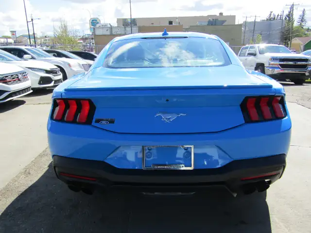 2024 Ford Mustang EcoBoost Fastback Premium 2.3L / Navi / B.Came - Photo 7