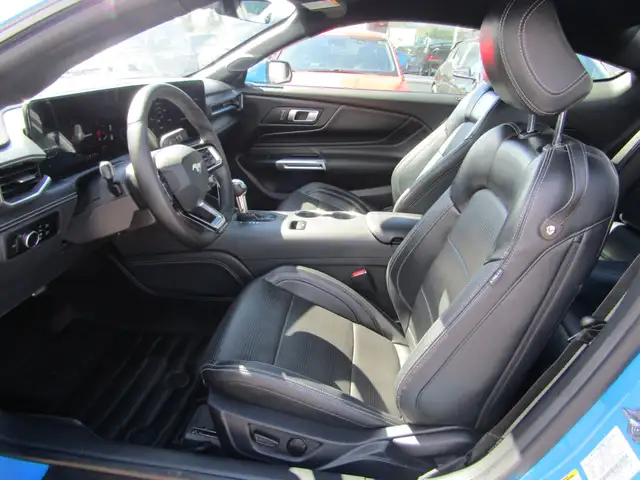 2024 Ford Mustang EcoBoost Fastback Premium 2.3L / Navi / B.Came - Photo 15
