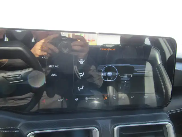 2024 Ford Mustang EcoBoost Fastback Premium 2.3L / Navi / B.Came - Photo 23