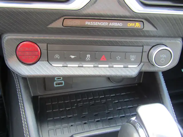 2024 Ford Mustang EcoBoost Fastback Premium 2.3L / Navi / B.Came - Photo 26