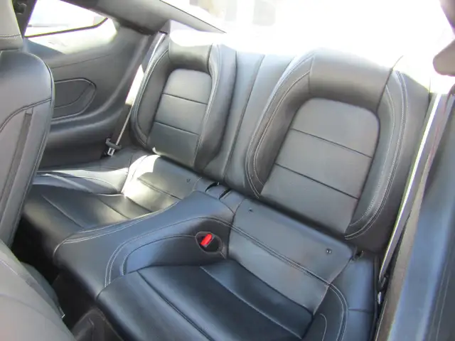 2024 Ford Mustang EcoBoost Fastback Premium 2.3L / Navi / B.Came - Photo 27
