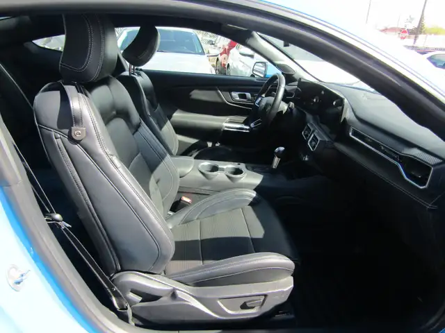 2024 Ford Mustang EcoBoost Fastback Premium 2.3L / Navi / B.Came - Photo 30