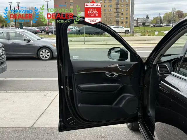 2016 Volvo XC90 MOMENTUM | PANO | 7 SEATER | LOADED - Photo 12