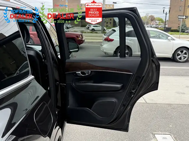 2016 Volvo XC90 MOMENTUM | PANO | 7 SEATER | LOADED - Photo 29