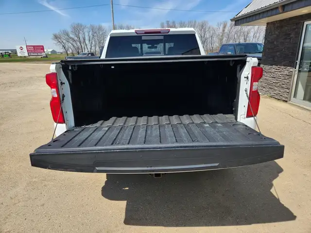 2020 Chevrolet Silverado 1500 4X4 Trail Boss 6.2L - Rebuilt Titl - Photo 7