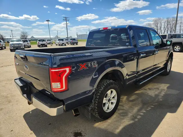 2015 Ford F-150 Crew Cab 4X4 XTR 5L - Rebuilt Title - Photo 4