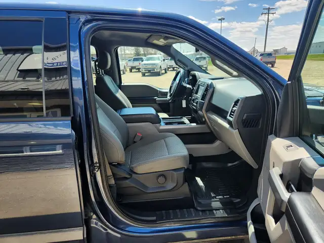 2015 Ford F-150 Crew Cab 4X4 XTR 5L - Rebuilt Title - Photo 14