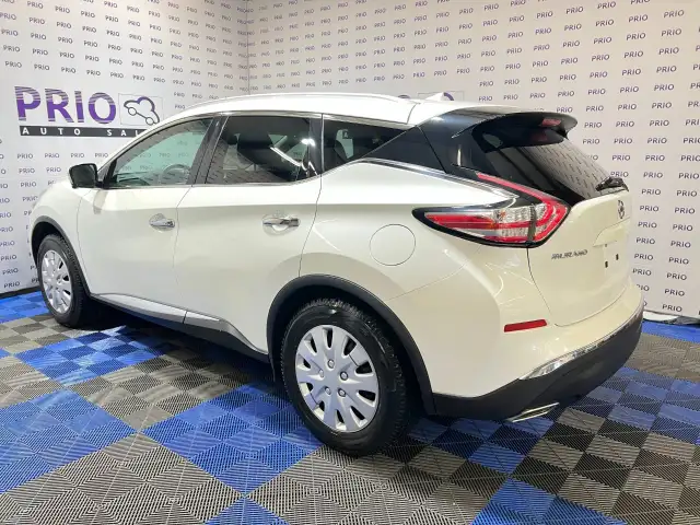 2015 Nissan Murano - Photo 2