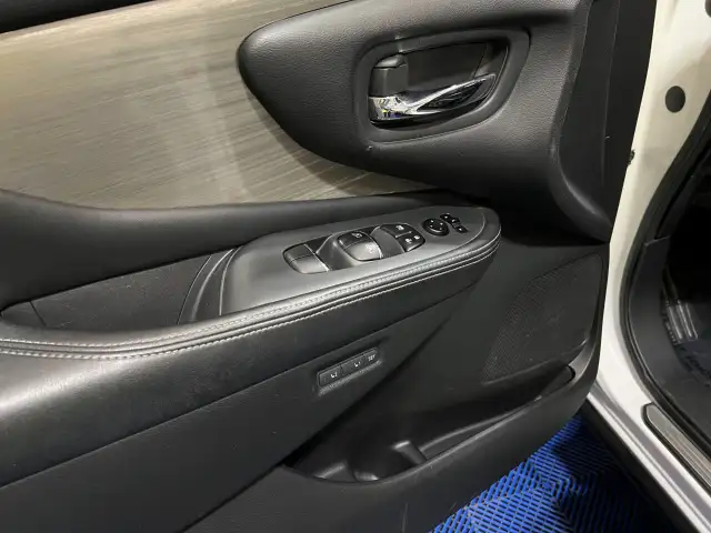 2015 Nissan Murano - Photo 11