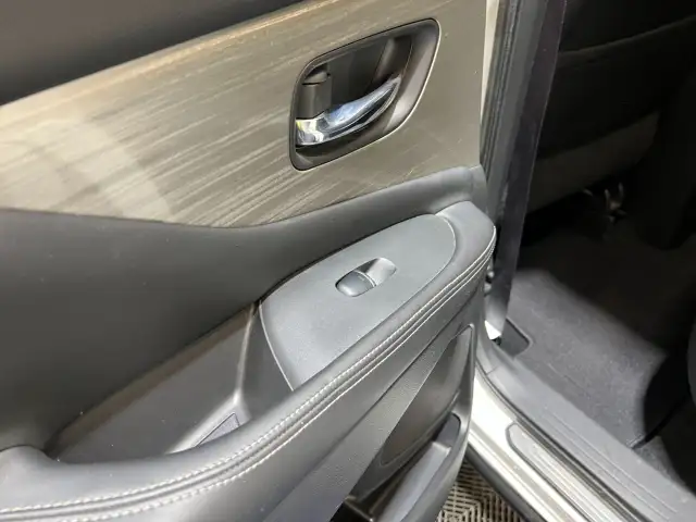 2015 Nissan Murano - Photo 16