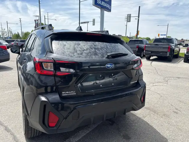 2024 Subaru Crosstrek Onyx Onyx! Low KMS! AWD - Photo 7