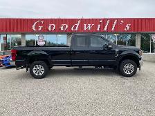 2022 Ford F-250 XLT, CLEAN CARFAX, 3.73 AXLE, 6 PASSENGER!