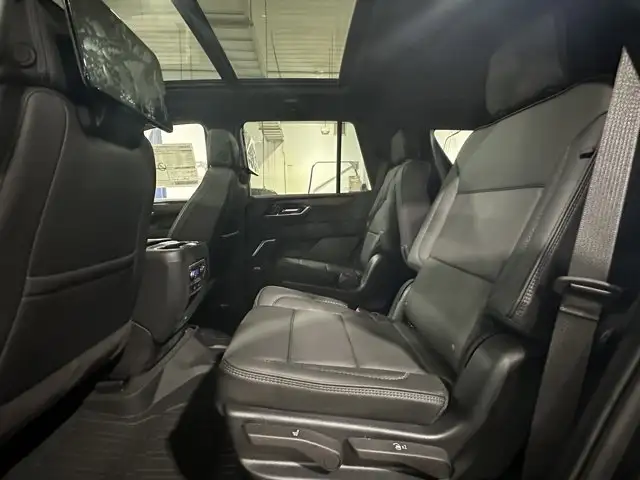2026 GMC Yukon Denali - Photo 13