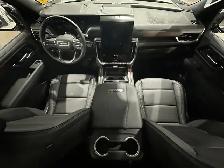 2026 GMC Yukon Denali - Photo 15