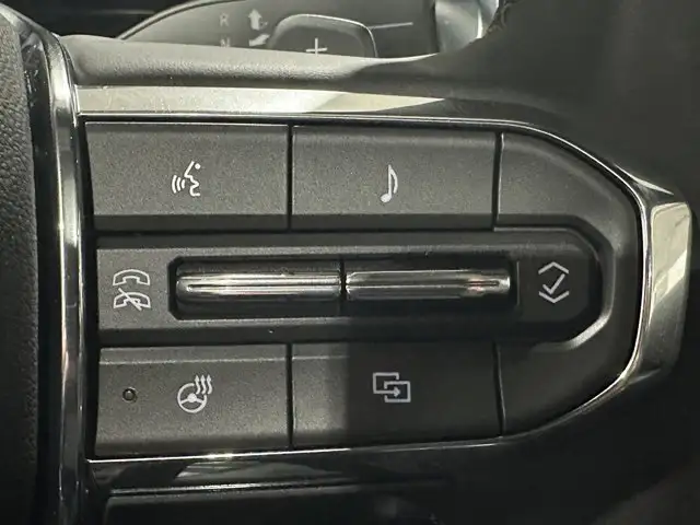 2026 GMC Yukon Denali - Photo 21