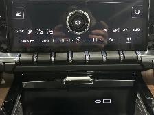 2026 GMC Yukon Denali - Photo 25