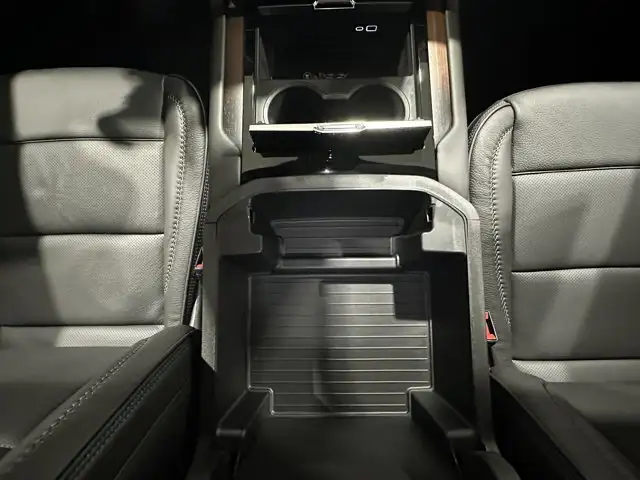 2026 GMC Yukon Denali - Photo 26