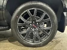 2026 GMC Yukon Denali - Photo 28