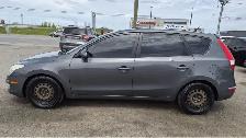 2009 Hyundai Elantra Touring GL, AUTO, 4 CYL, SUNROOF, OILED, CE - Photo 2