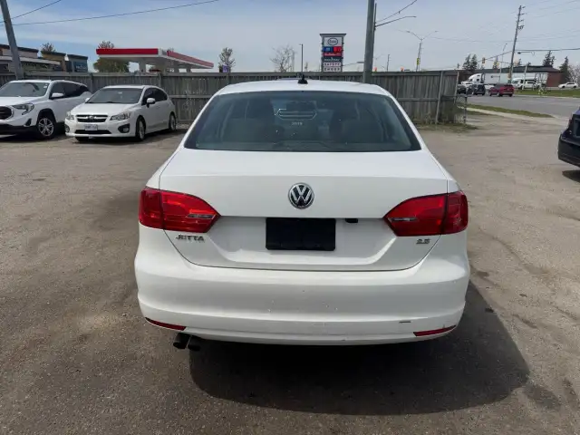 2013 Volkswagen Jetta HIGHLINE, WELL MAINTAINED, 2.5, CERTIFIED - Photo 4