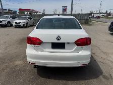 2013 Volkswagen Jetta HIGHLINE, WELL MAINTAINED, 2.5, CERTIFIED - Photo 4