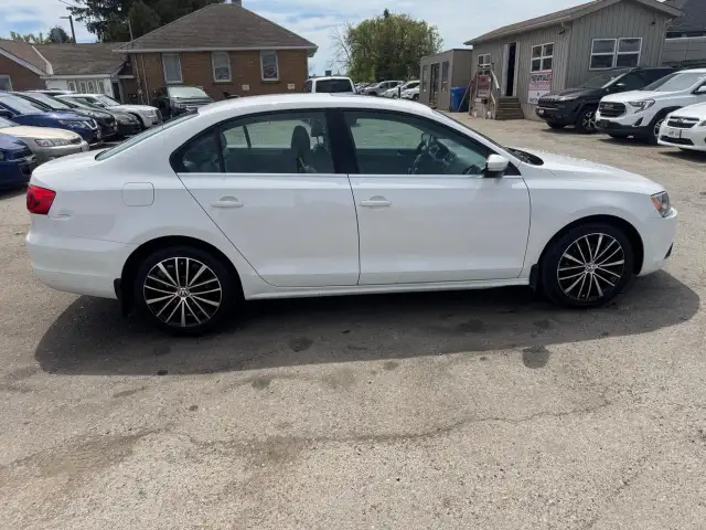 2013 Volkswagen Jetta HIGHLINE, WELL MAINTAINED, 2.5, CERTIFIED - Photo 6
