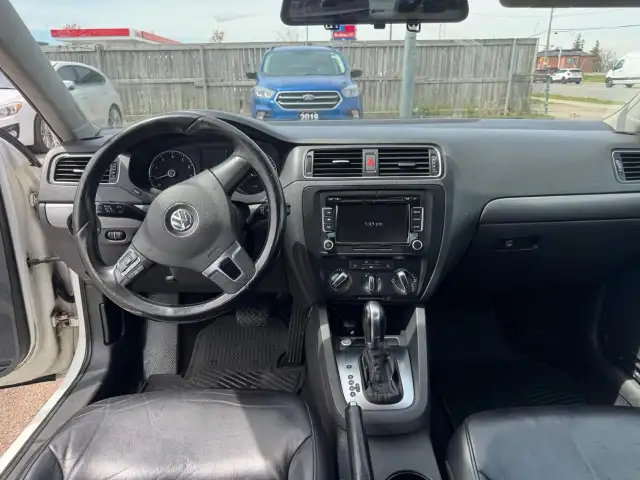 2013 Volkswagen Jetta HIGHLINE, WELL MAINTAINED, 2.5, CERTIFIED - Photo 11