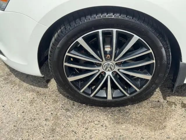 2013 Volkswagen Jetta HIGHLINE, WELL MAINTAINED, 2.5, CERTIFIED - Photo 16